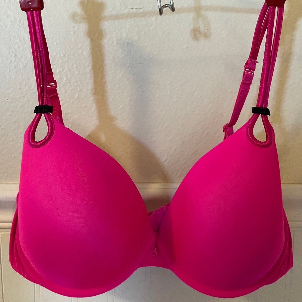 Victoria's Secret 38DD